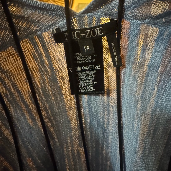 NIC+ZOE Blue and White Knit Top - Picture 3 of 8